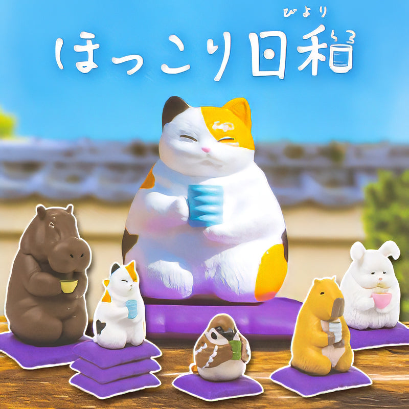 Gachapon Figur - Tier auf einem Kissen
