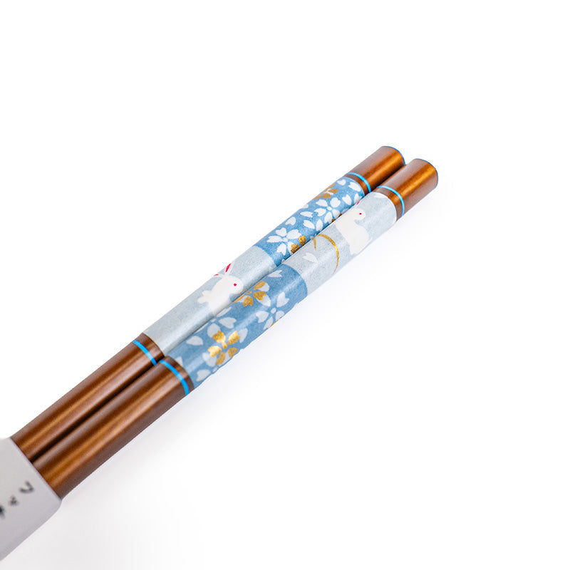 Japanische Essstäbchen „Sakura Usagi“ in Blau