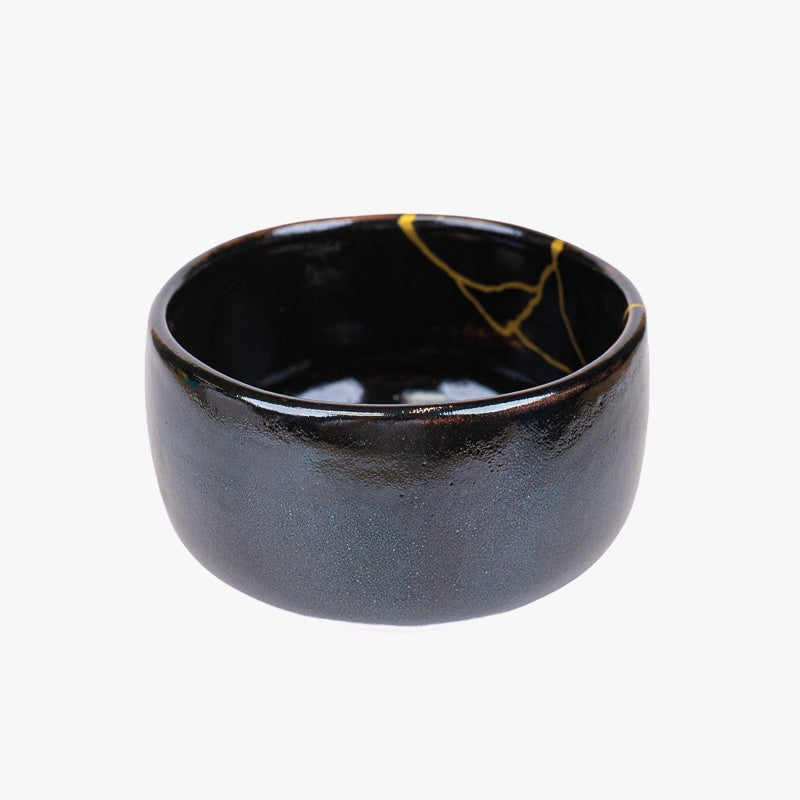 Japanische Matcha Schale – Schwarz Kintsugi