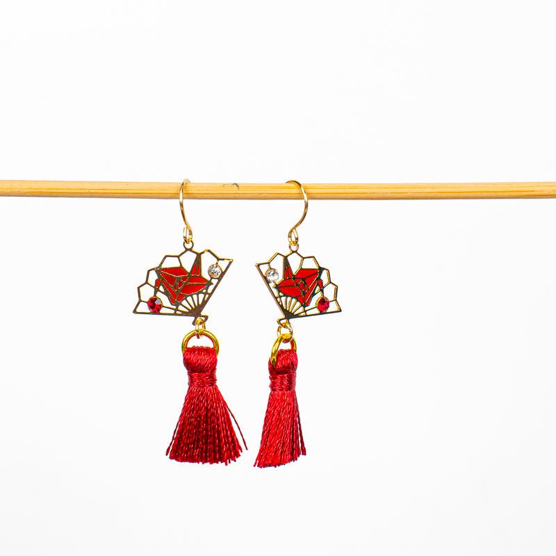 Japanische Ohrringe Sensu-Fächer und roter Pompon