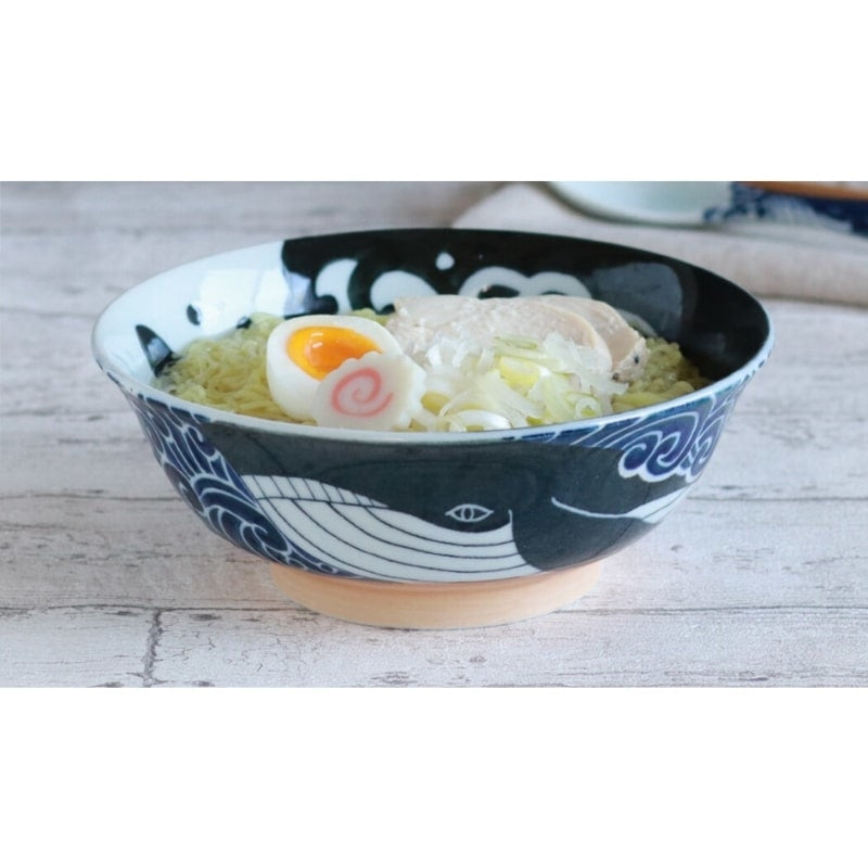 Japanische Ramenschale Walfisch