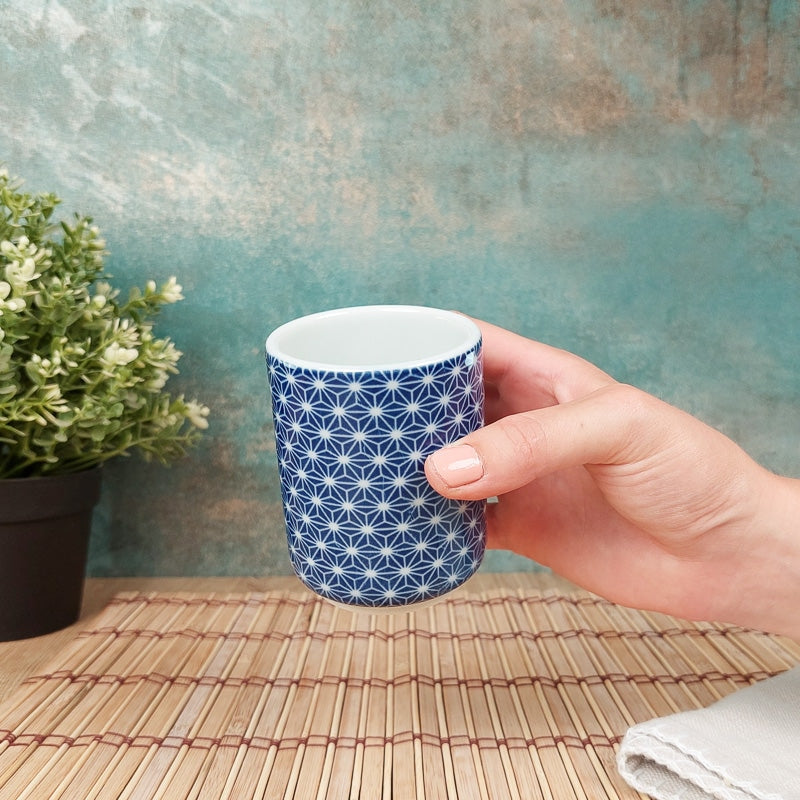 Japanische Tasse Yunomi Asanoha