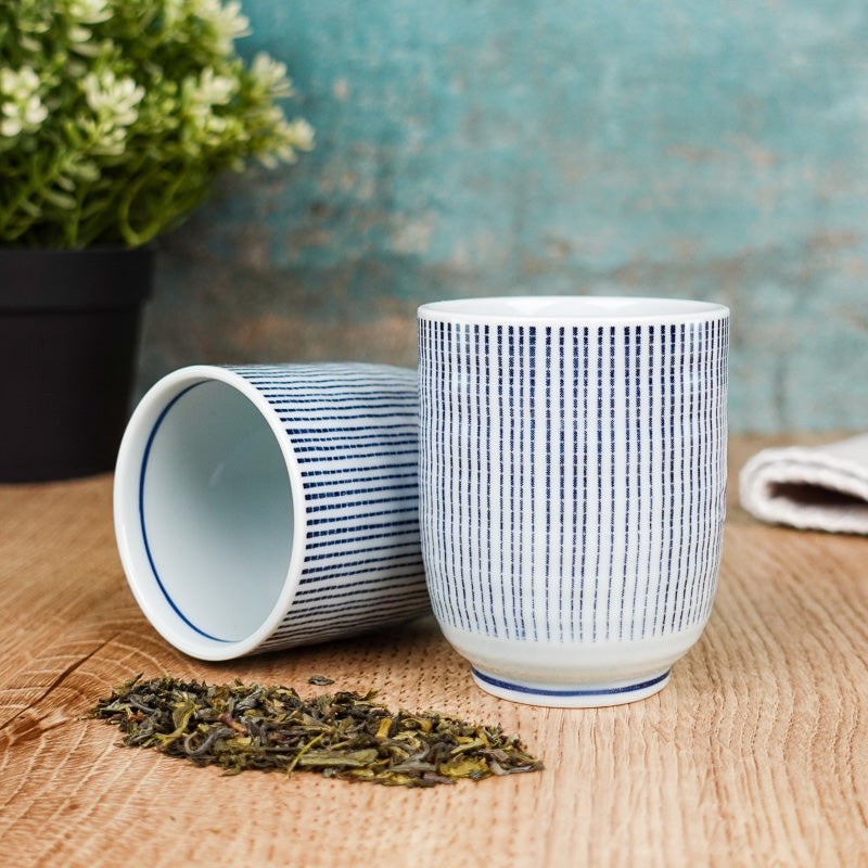 Japanische Tasse Yunomi Grafik