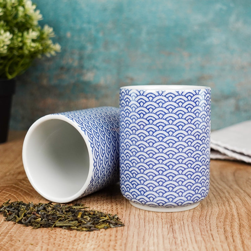 Japanische Tasse Yunomi Seigaiha