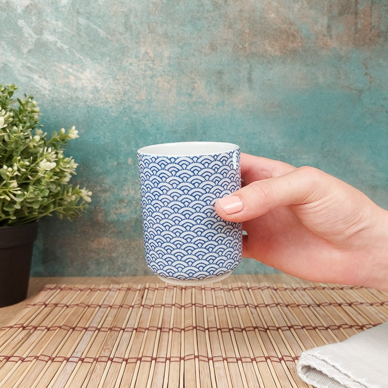 Japanische Tasse Yunomi Seigaiha