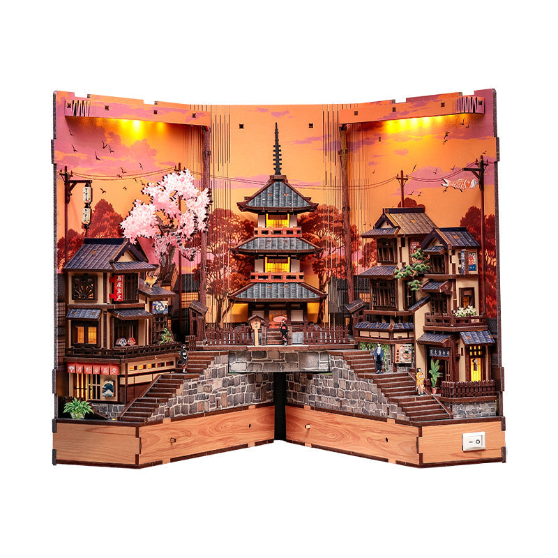 Japanischer Book Nook Twilight Sakura Path
