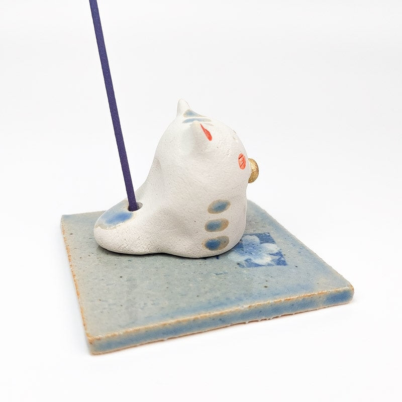 Japanischer Räucherstäbchenhalter Katze
