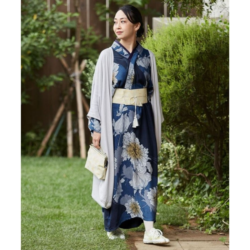 Japanisches Kimono Kleid