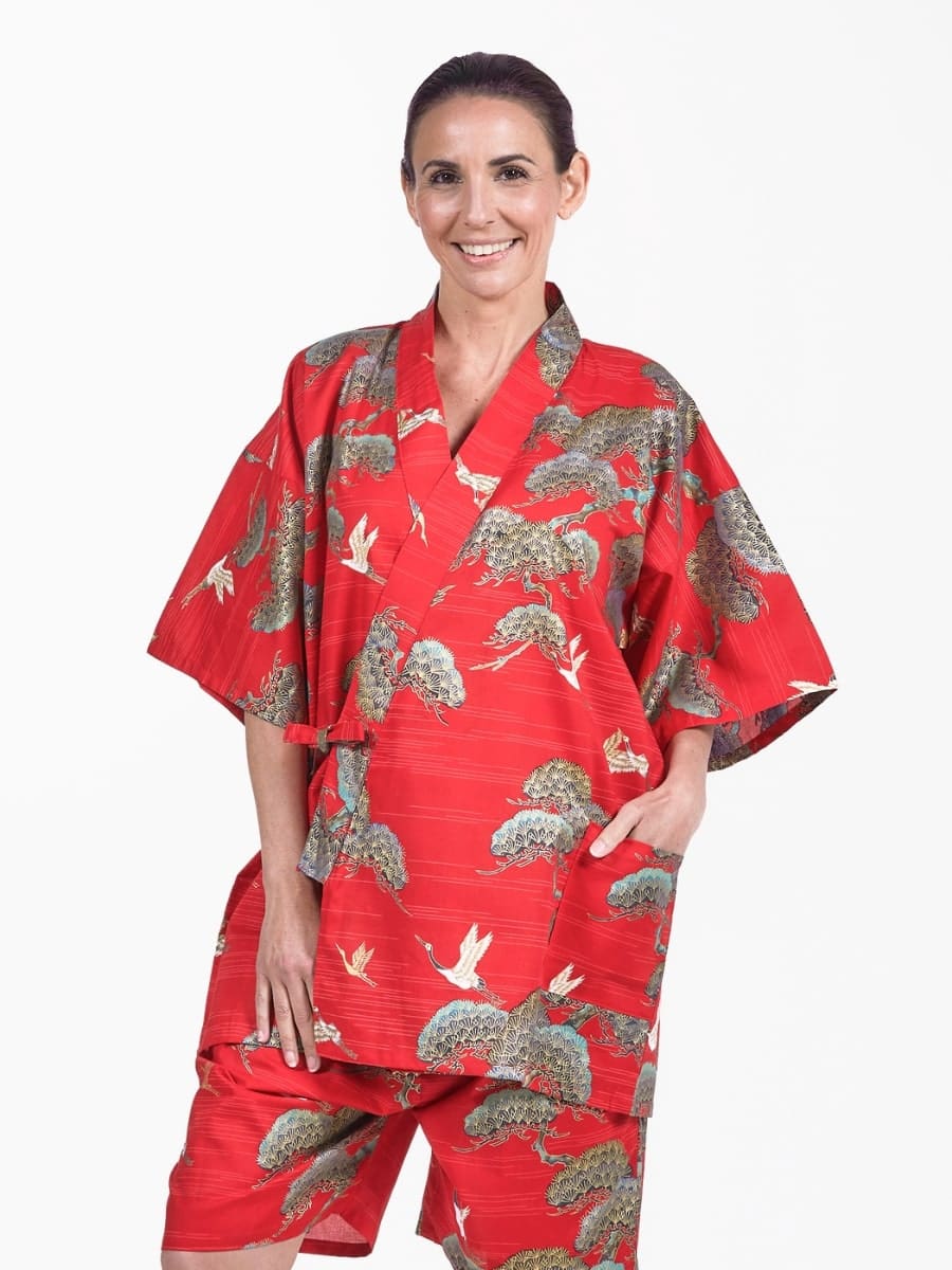 Jinbei Damen – Rot mit Kranich & Kiefer