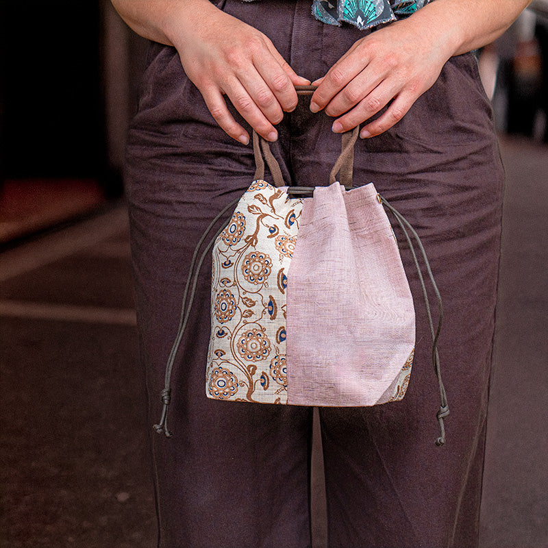 Kinchaku-Tasche Japanisch aus Handgewebtem Leinen Karakusa
