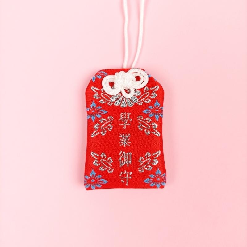 Omamori Glücksbringer - Studien