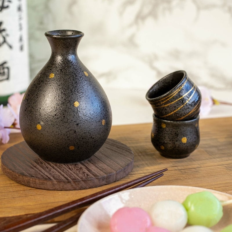 Japanisches handgemachtes Sake-Set