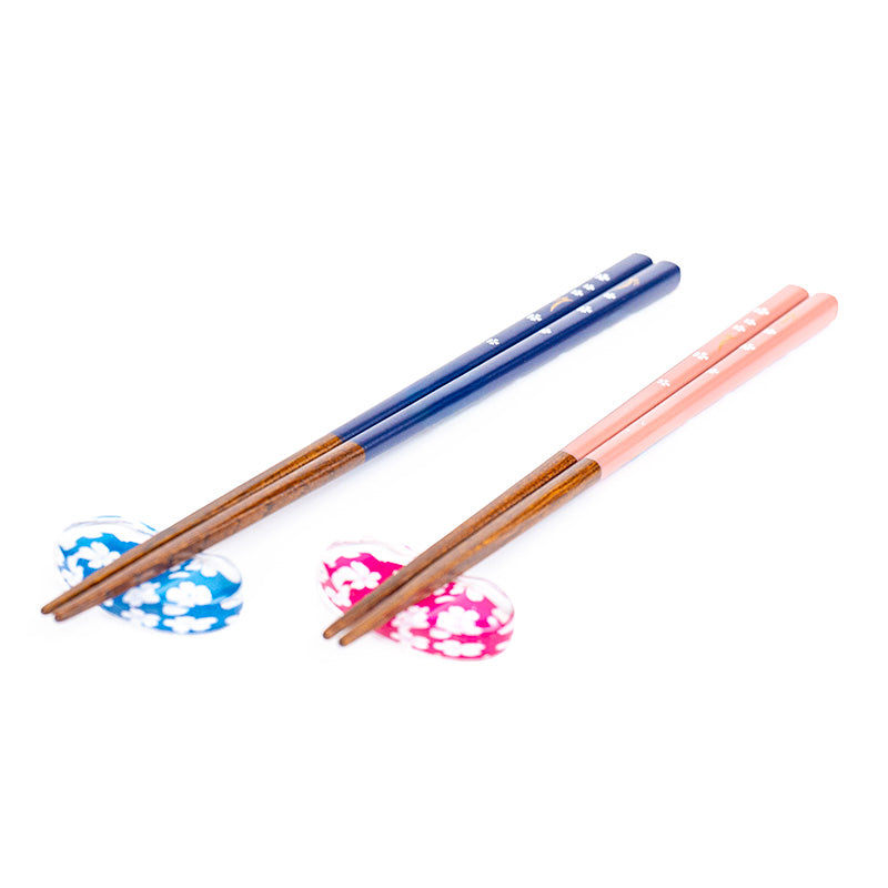 Set aus japanischen Essstäbchen „Sakura Usagi“ & Halter