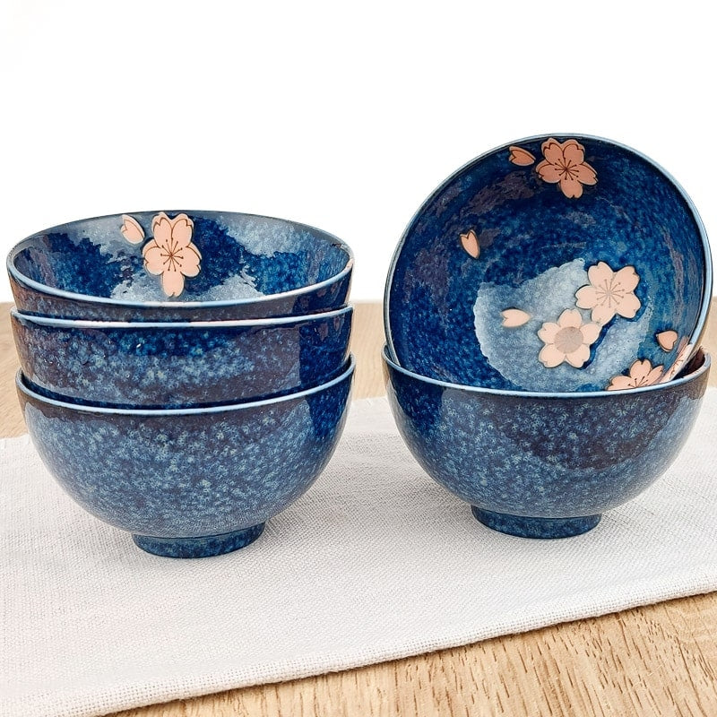 Set mit 5 Japanischen Schalen Sakura