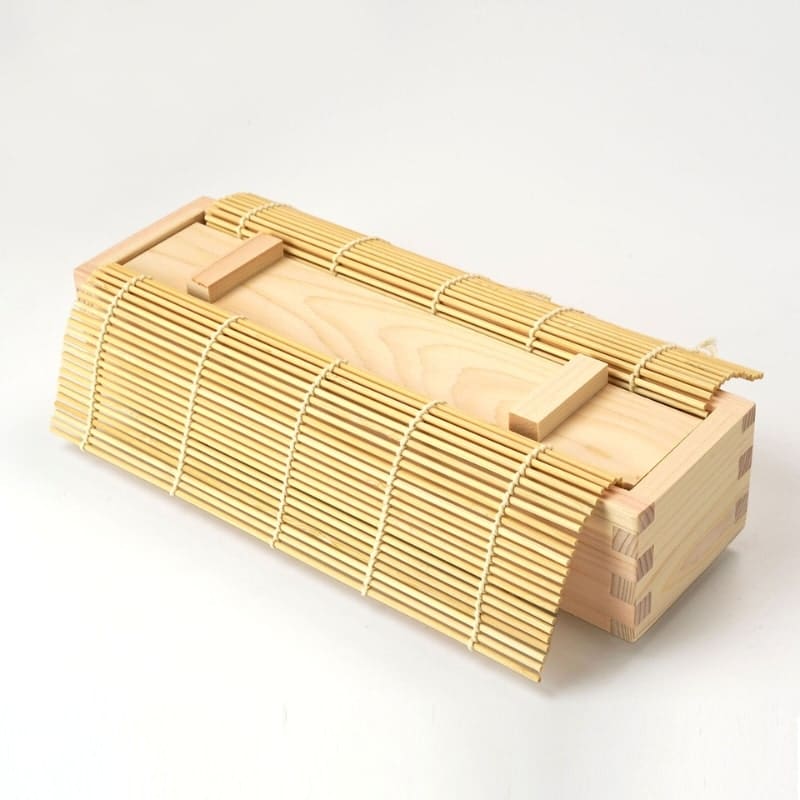 Sushi-Form aus Hinoki & Bambusmatte