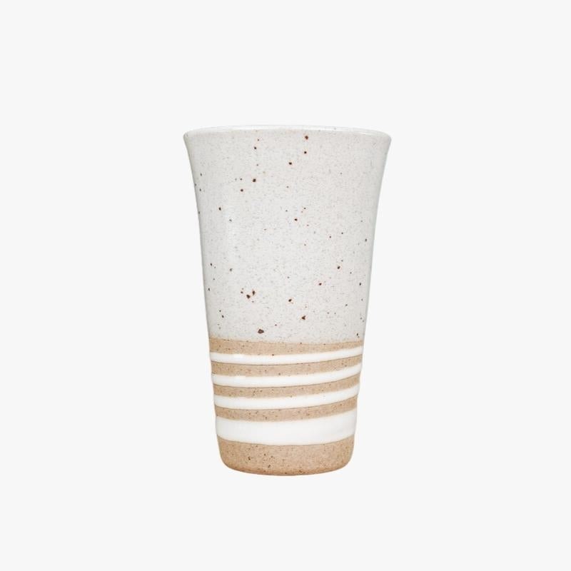 Japanische Tasse Terrakotta Weiß