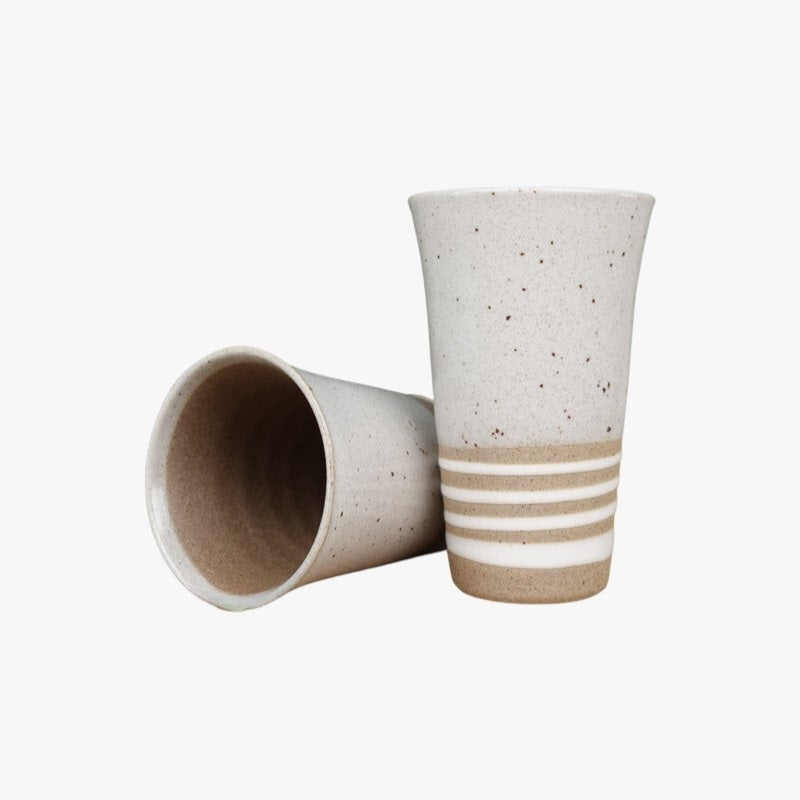 Japanische Tasse Terrakotta Weiß