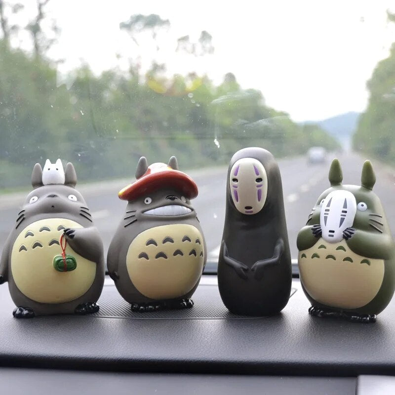 Ghibli Figurine Ohne Gesicht