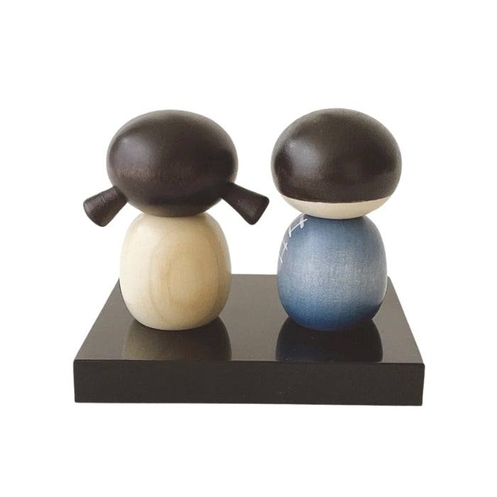 Kokeshi-Puppen Freundschaft