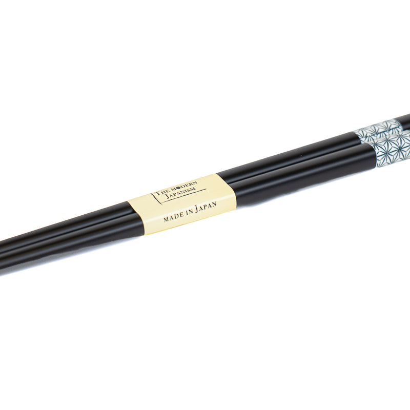 Japanische Essstäbchen mit Asanoha-Motiv