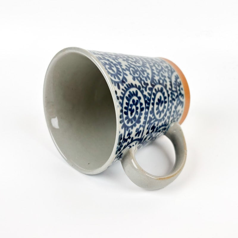 Japanischer Becher - Karakusa Blau