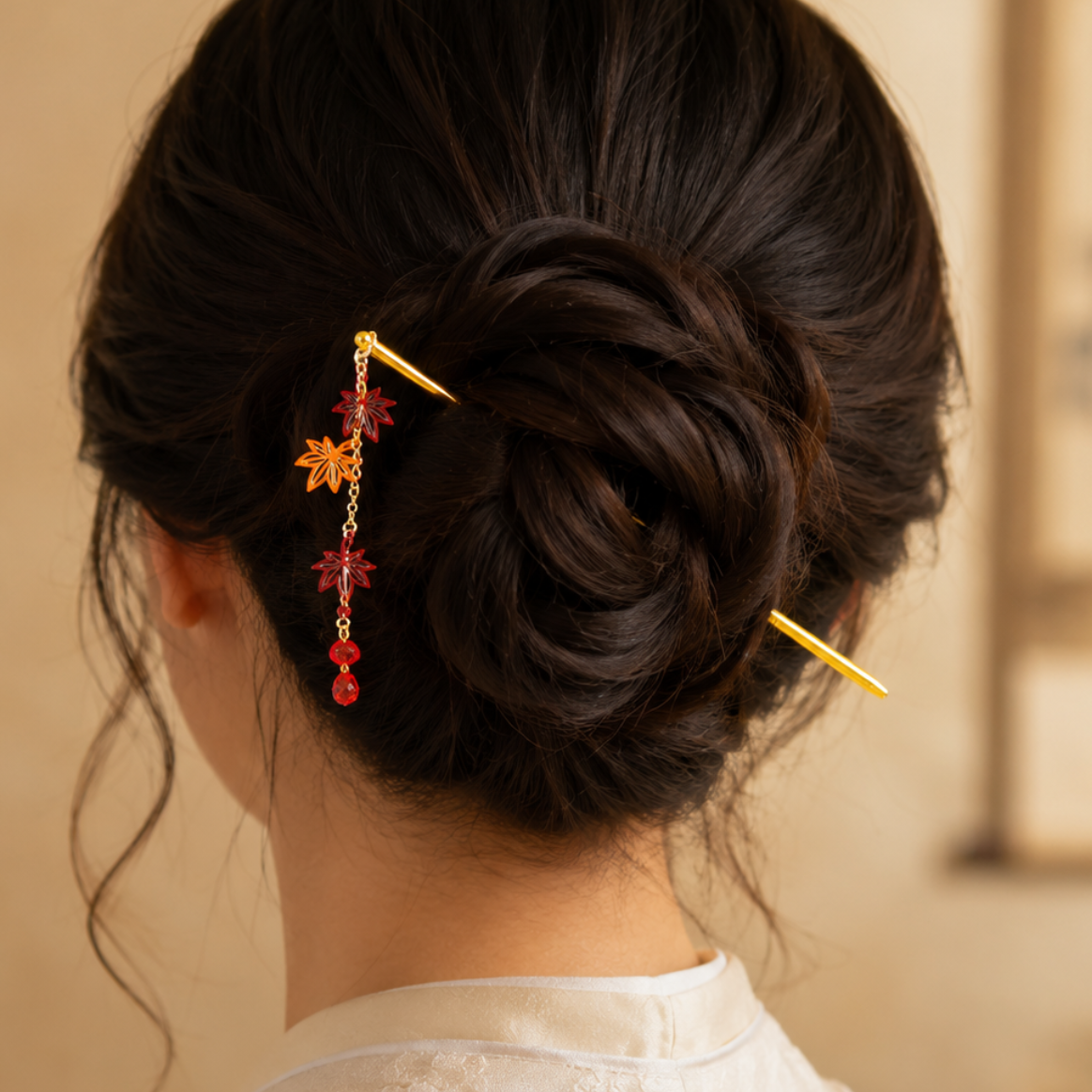 Japanischer Kanzashi Momiji-Blätter