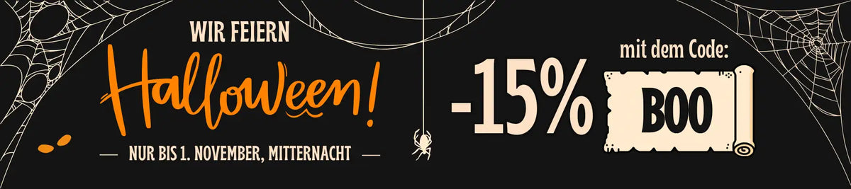Schwarzes Halloween-Werbe-Banner mit orangefarbenem und weißem Text, das mit dem Code „boo“ einen 15%-Rabatt bewirbt.