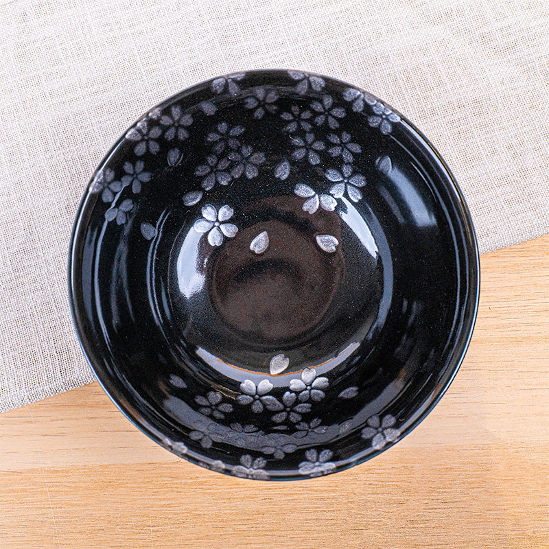 Set 2 japanische Schalen Schwarz-Weiß