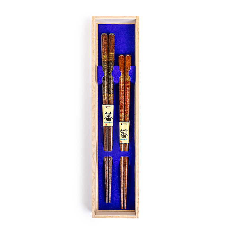 Set mit 2 Paar japanischen Essstäbchen mit Goldverzierung