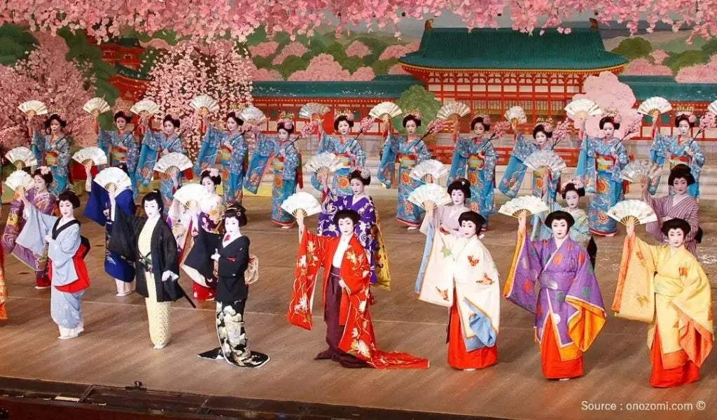 Geisha-Aufführung beim Miyako Odori